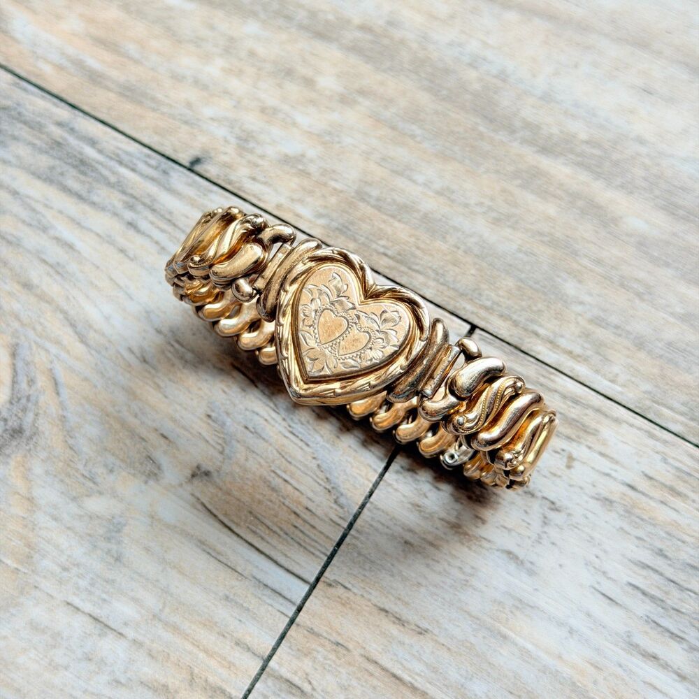 Vintage WWII Sweetheart Expansion Bracelet Gold Filled LaMode Heart Engrave 1940